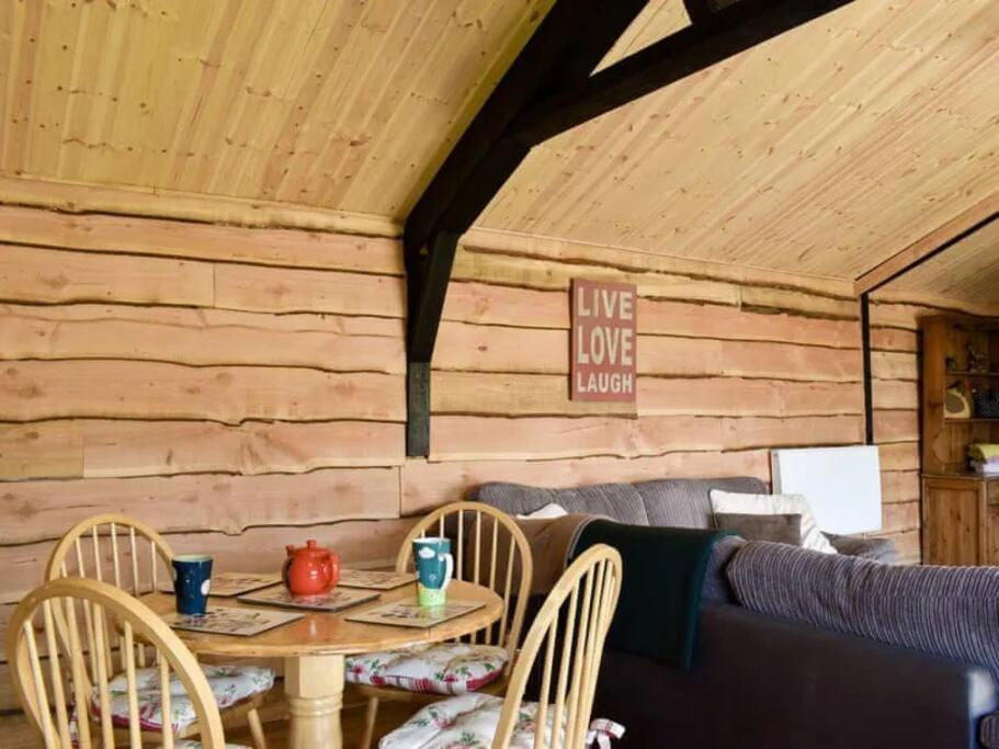Brook Lodge Liskeard Buitenkant foto